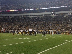 The final play of the game. Steelers win 19-16. 